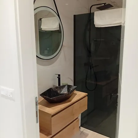 Apartment Deni *